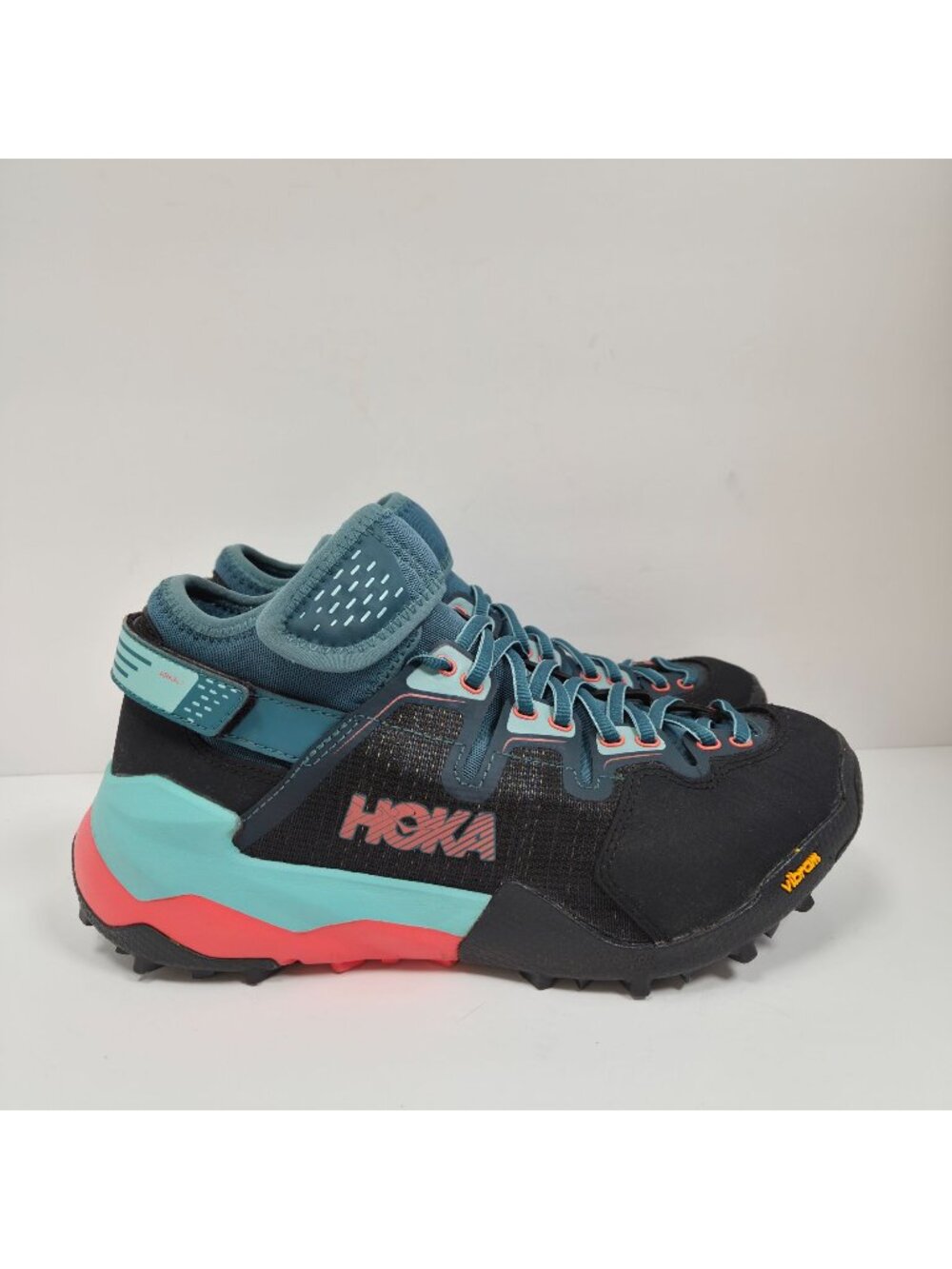 HOKA ONE ONE Sky Arkali Women's Black/Teal/Red Hiking Shoes US Size 7.5